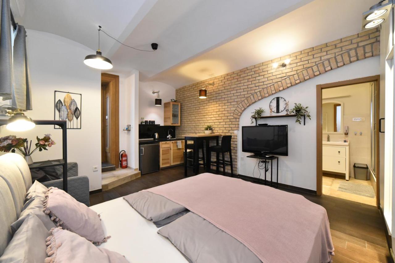 Manuela Varsavska Studio Apartments Zagreb Buitenkant foto