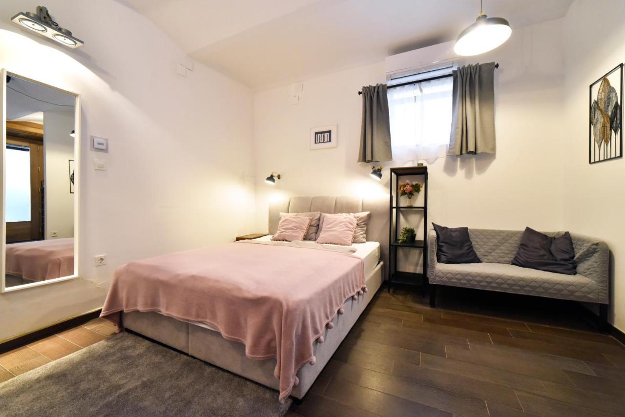 Manuela Varsavska Studio Apartments Zagreb Buitenkant foto