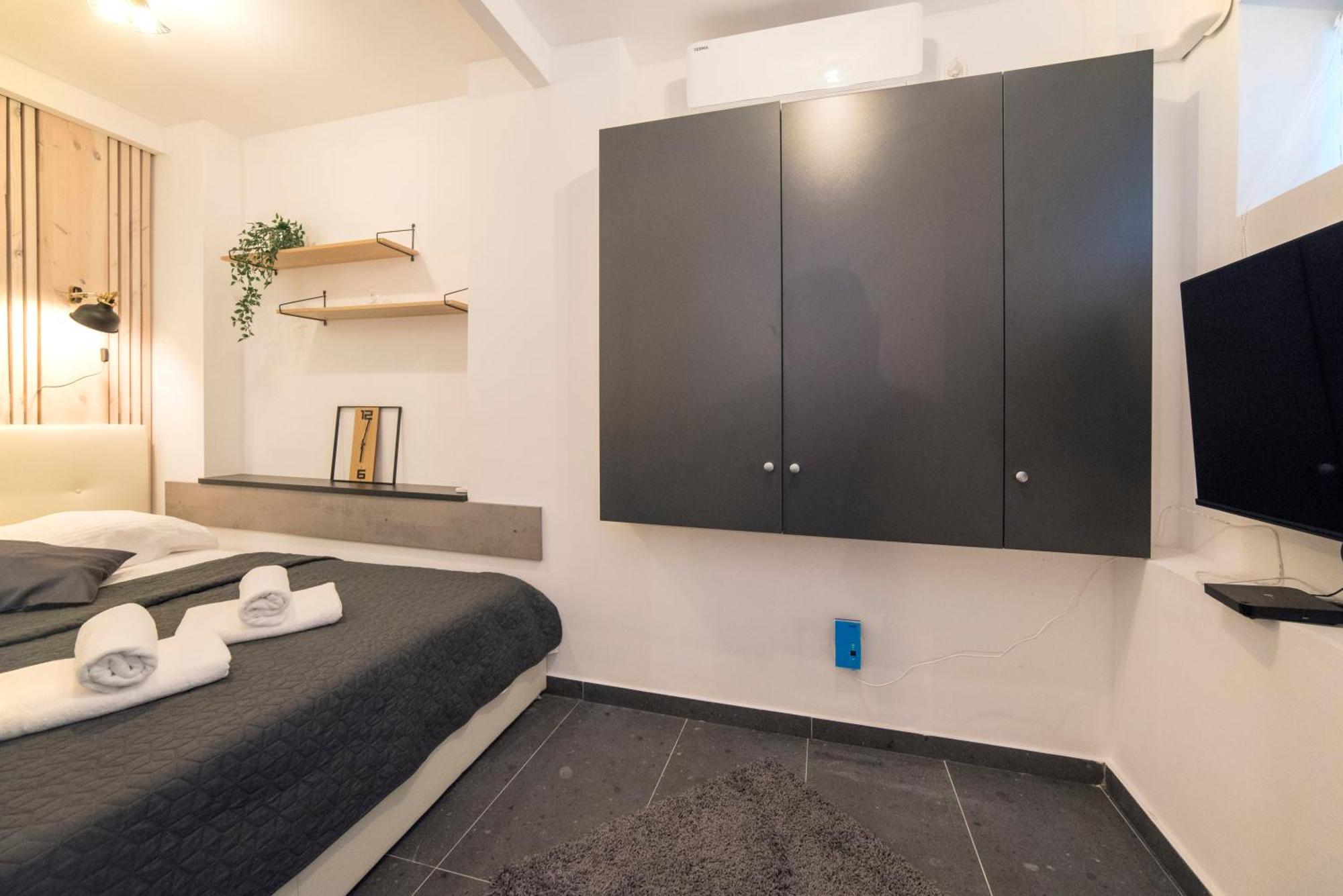 Manuela Varsavska Studio Apartments Zagreb Buitenkant foto